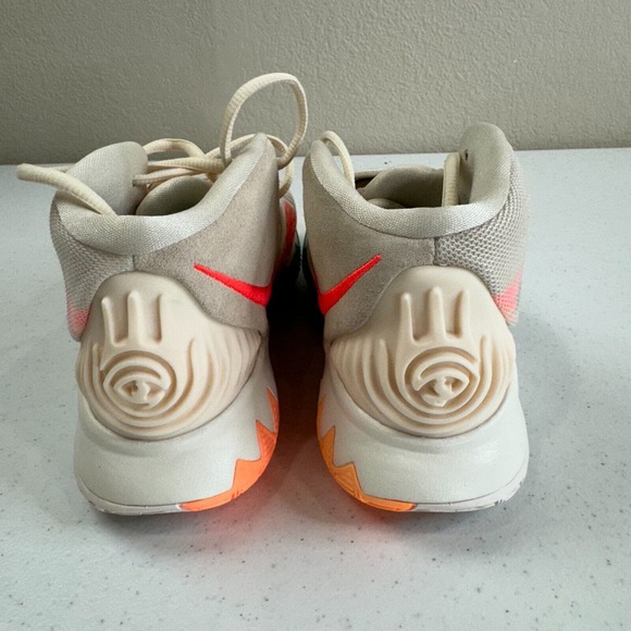 Nike Women's‎ Kyrie 6 N7 Light Cream Flash Crimson Sail Sneaker Shoes Size 4 - Picture 6 of 12